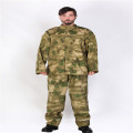 Militärische Armee Uniform und Camouflage
